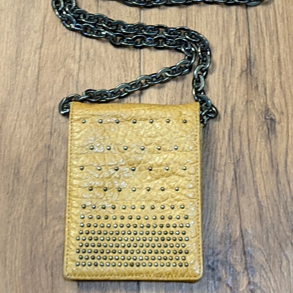 Tarnish Crossbody Chain Link Strap Purse